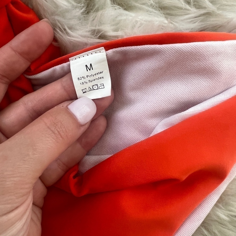 BRIGHT ORANGE ONE SHOULDER BIKINI SIZE M - Picture 3 of 5